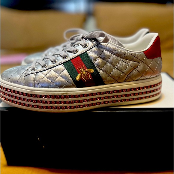 Gucci Sneakers - Picture 1 of 9